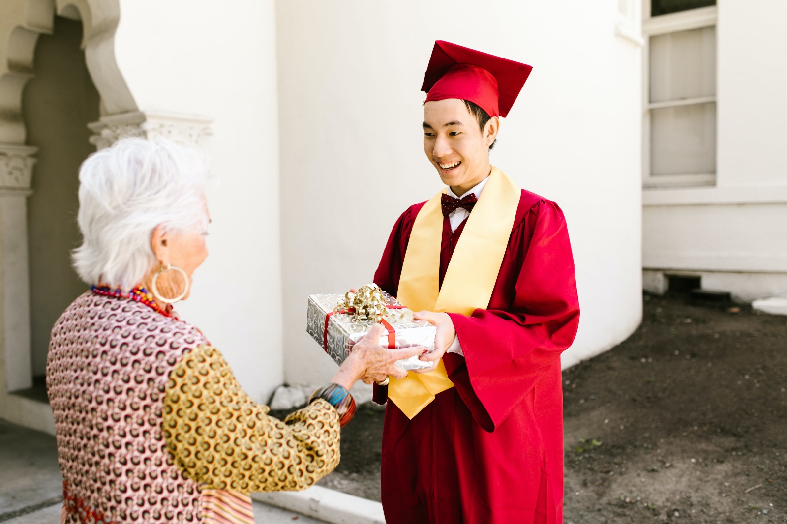 Maximizing College Life on a Budget with Discount Gift Cards