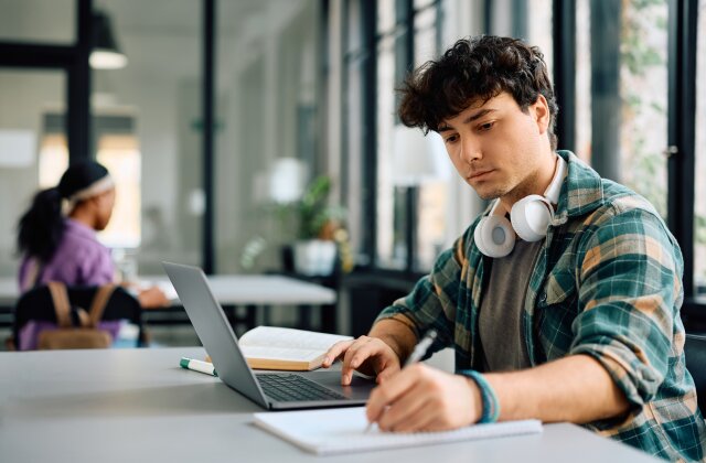 Smart Savings for Students: How Discount Gift Cards Stretch Your College Budget